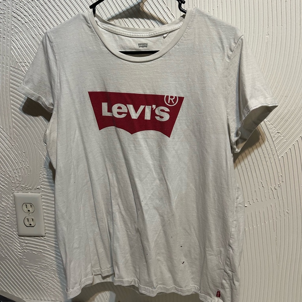 Kids XL levi’s tee